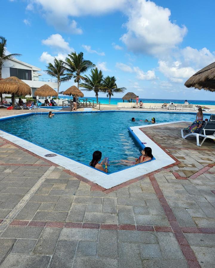 Private Room. Brisas. Zona Hotelera. Cancún Kültér fotó